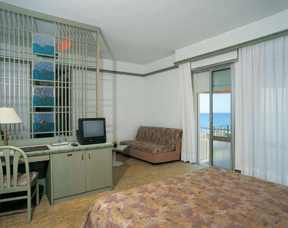 Hotel Montecarlo リド・ディ・イエゾロ エクステリア 写真
